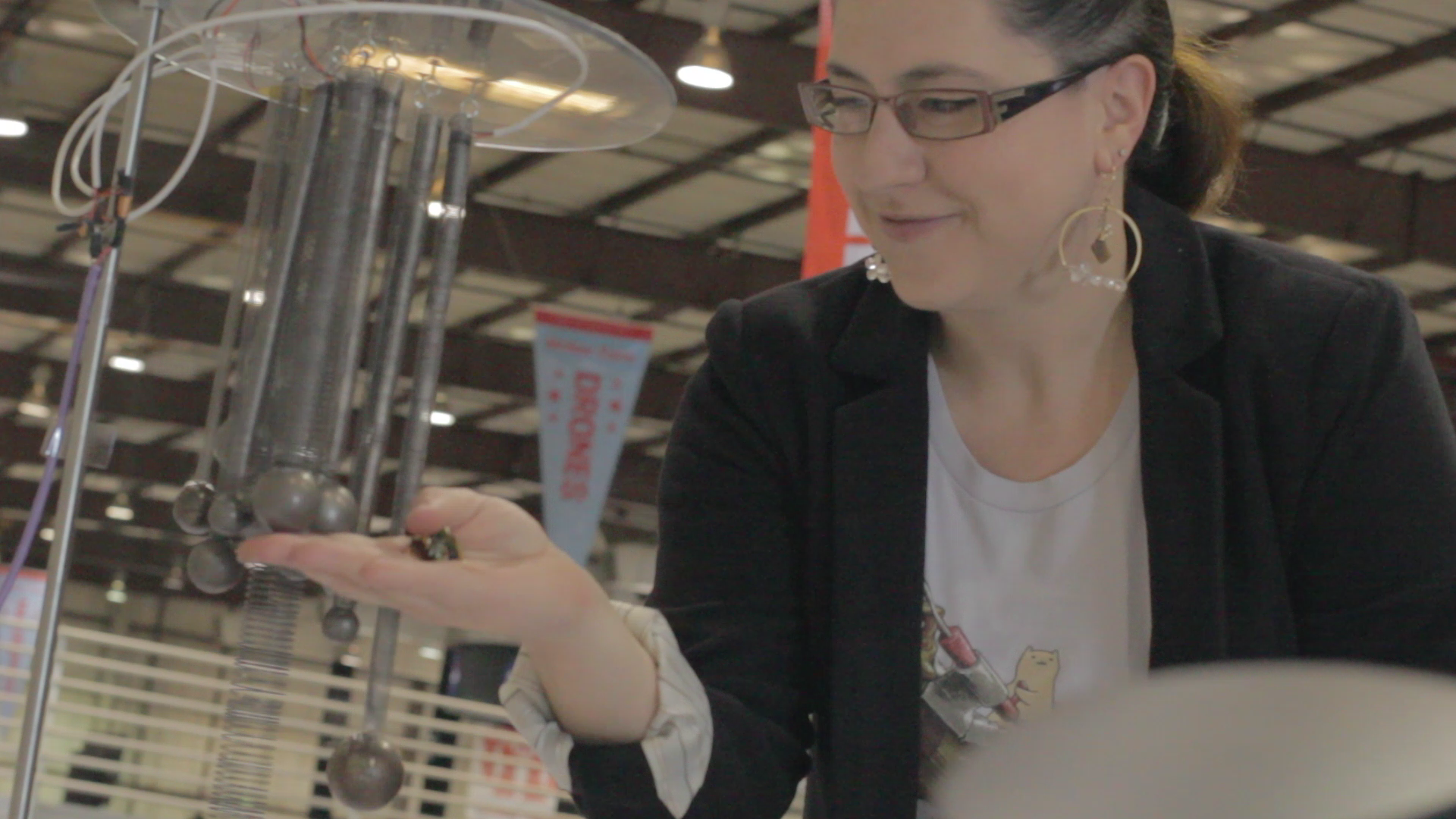 LadyPlayingWithBallzAtMakerFaire2015 2.png